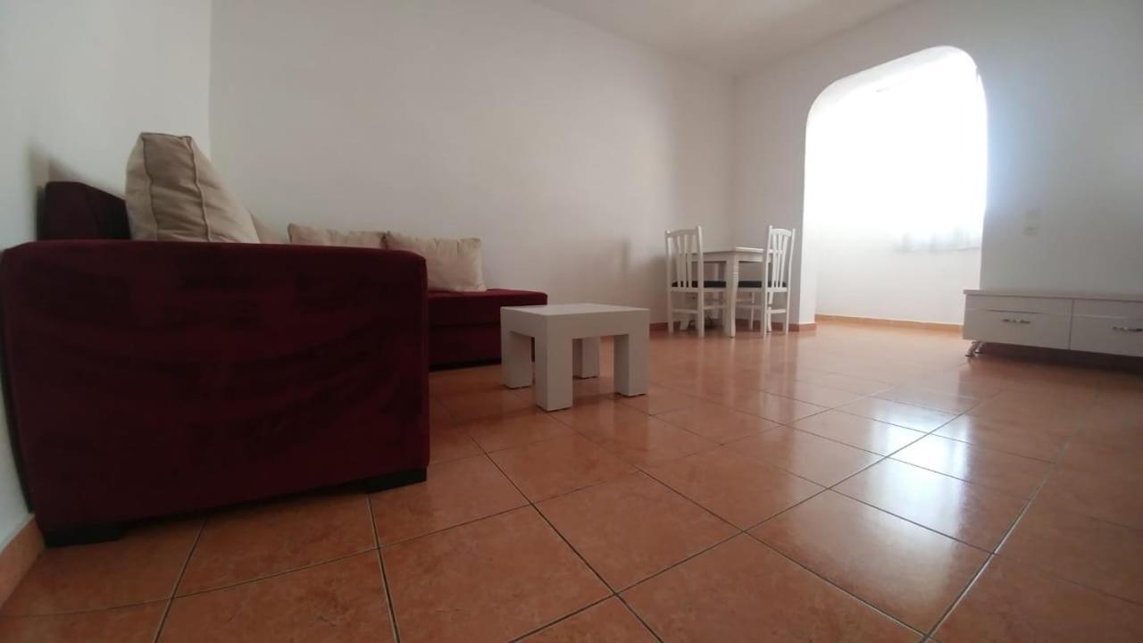 Apartamento Rruga E Kavajes Tirana